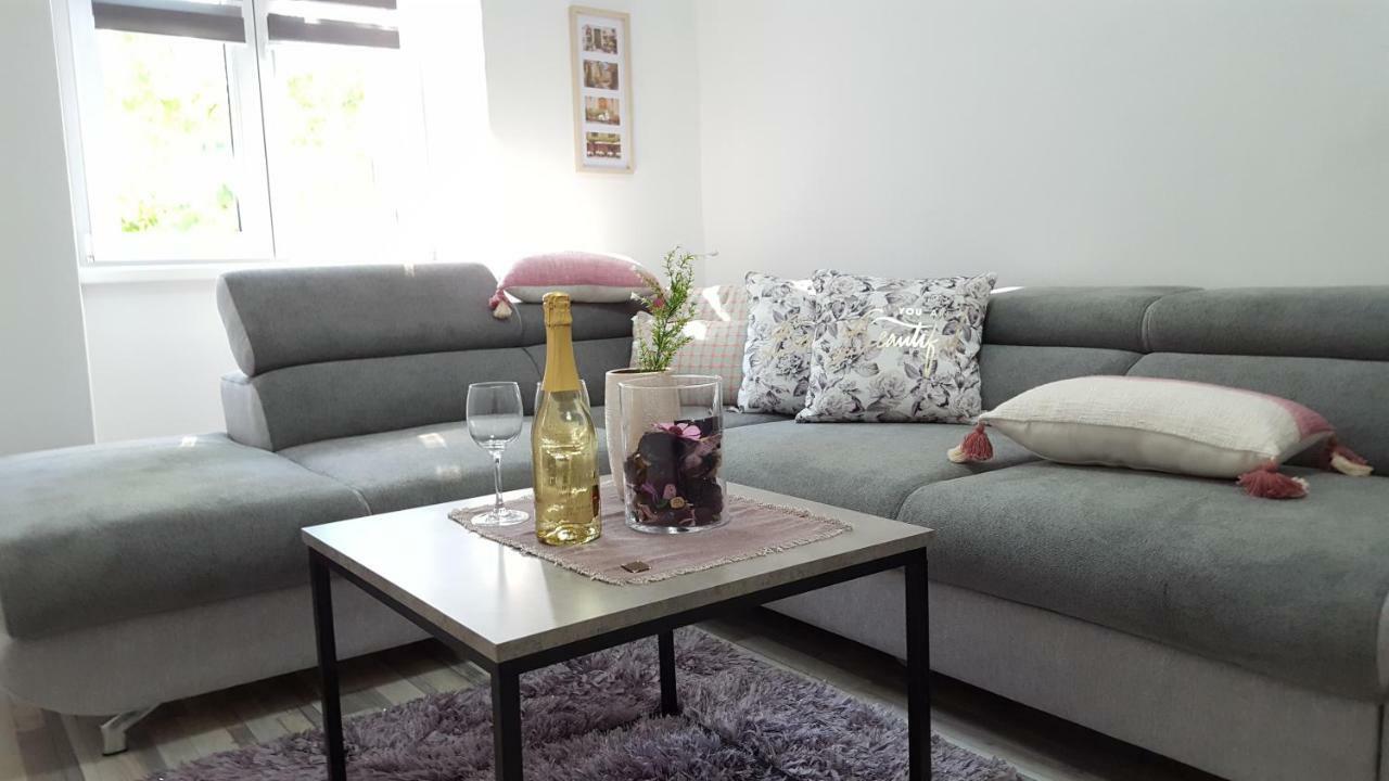 Apartment Imperia *** PUY 외부 사진
