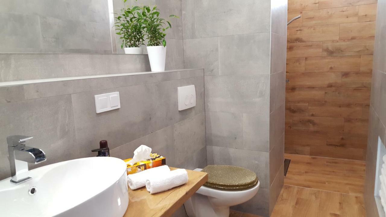 Apartment Imperia *** PUY 외부 사진